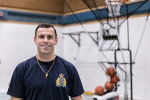Basketball Connecting Police Officers with Community in Whati, NT