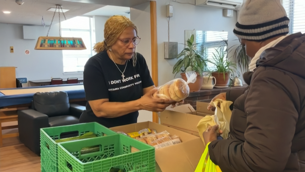 Cathy’s Pantry in Ottawa Feeds Low-Income Seniors