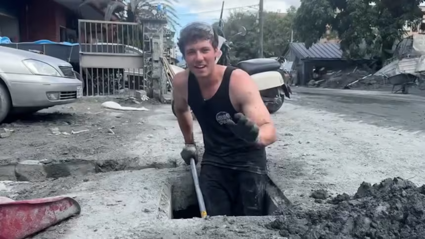 Alberta Man on Vacation Helps Clean Up After Typhoon in Taiwan