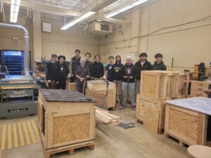 Ontario School Students Build Dog Houses for First Nations