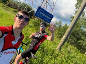 Winnipeg Community Helps Two Cyclists Whose Bikes Were Stolen