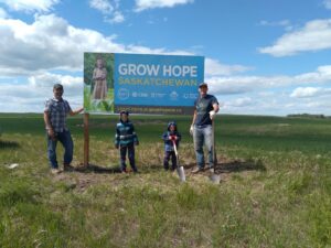 Saskatchewan's Community Growing Projects Help Address Food Insecurity