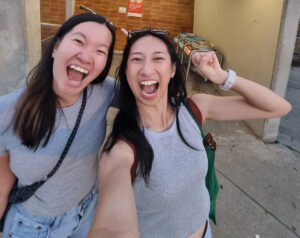 Two Toronto Girls Walk 30 Km to Help People in Need